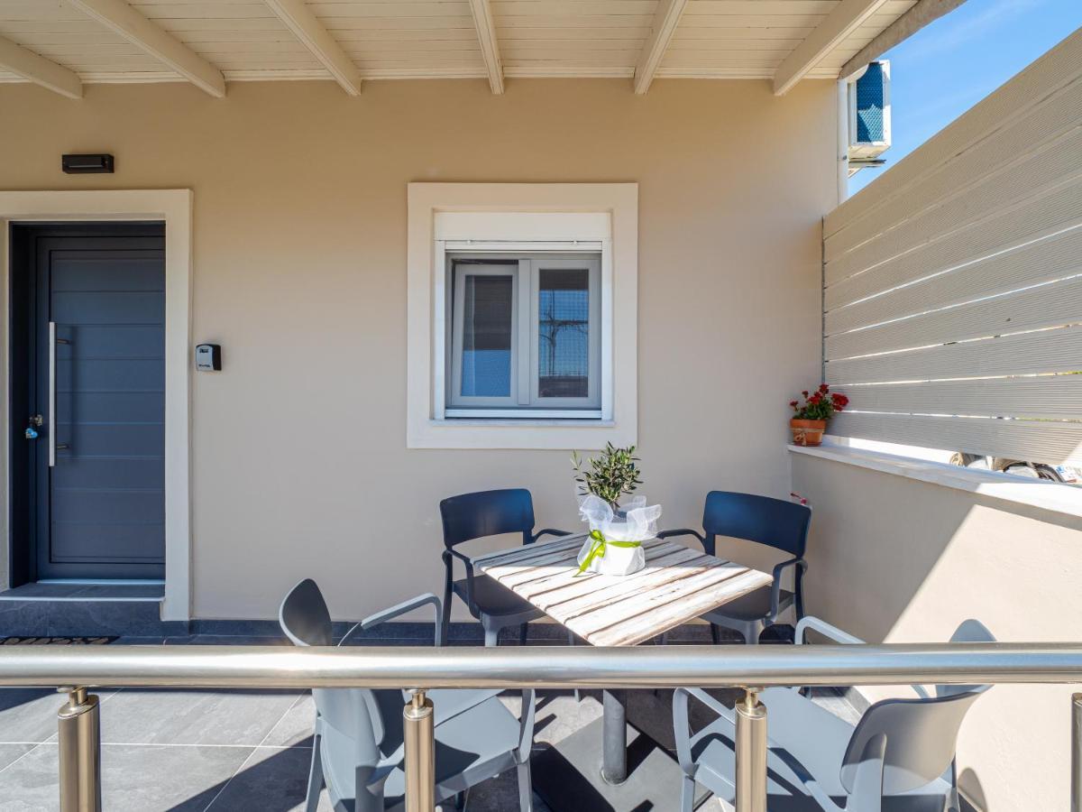 M&K - Maria'S Stylish Apartment Near Alykes Beach Corfu  ภายนอก รูปภาพ
