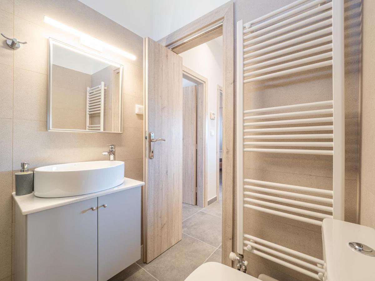 M&K - Maria'S Stylish Apartment Near Alykes Beach Corfu  ภายนอก รูปภาพ